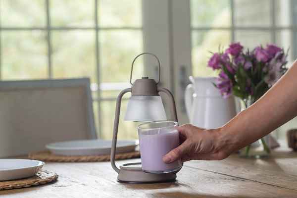 Signature Kaarslamp/kaarswarmer - Beacon Taupe