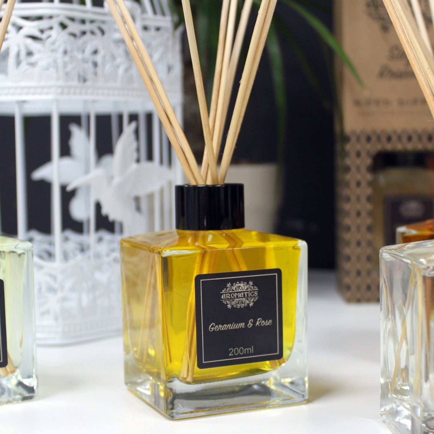 Reed diffuser met pure essentiële geurolie - Petitgrain & Rosewood